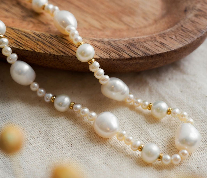 The V Guide To Wearing Summer Pearls