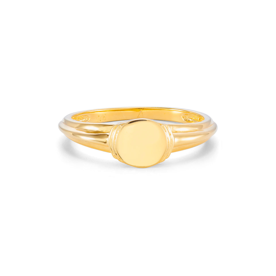 Molly 9ct Yellow Gold Signet Ring