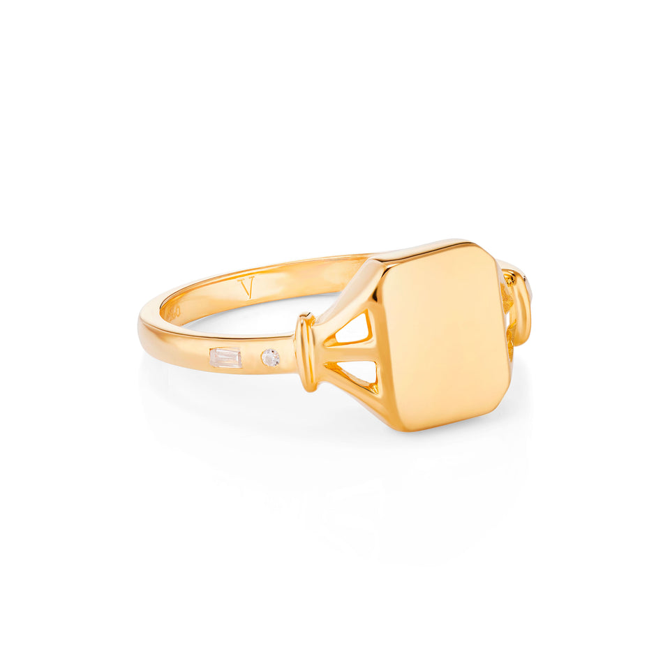 Jean 9ct Yellow Gold & Diamond Signet Ring