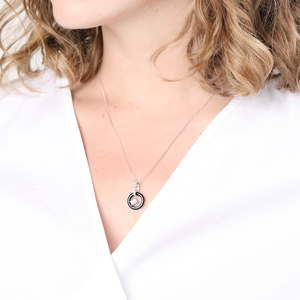 Ines Black Agate Silver Necklace